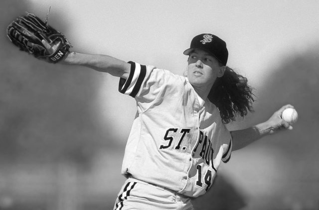 ila-borders-pitching-female-sports-firsts-1